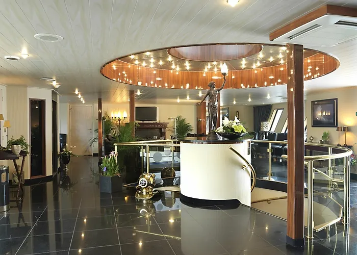 Crossgates Hotelship 3 Star - Altstadt - Duesseldorf